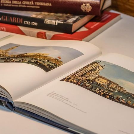 The Silk House Aparthotel Venesia Bagian luar foto