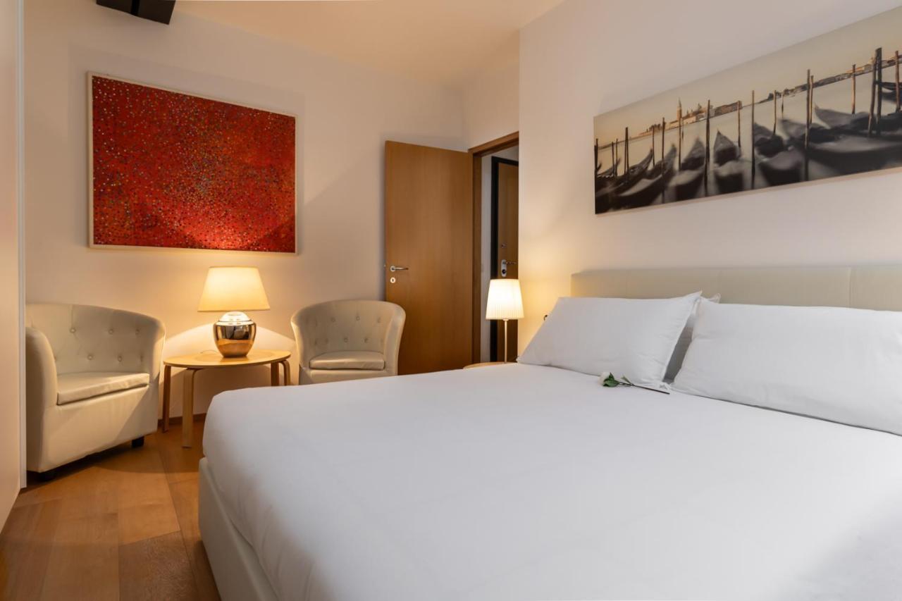 The Silk House Aparthotel Venesia Bagian luar foto